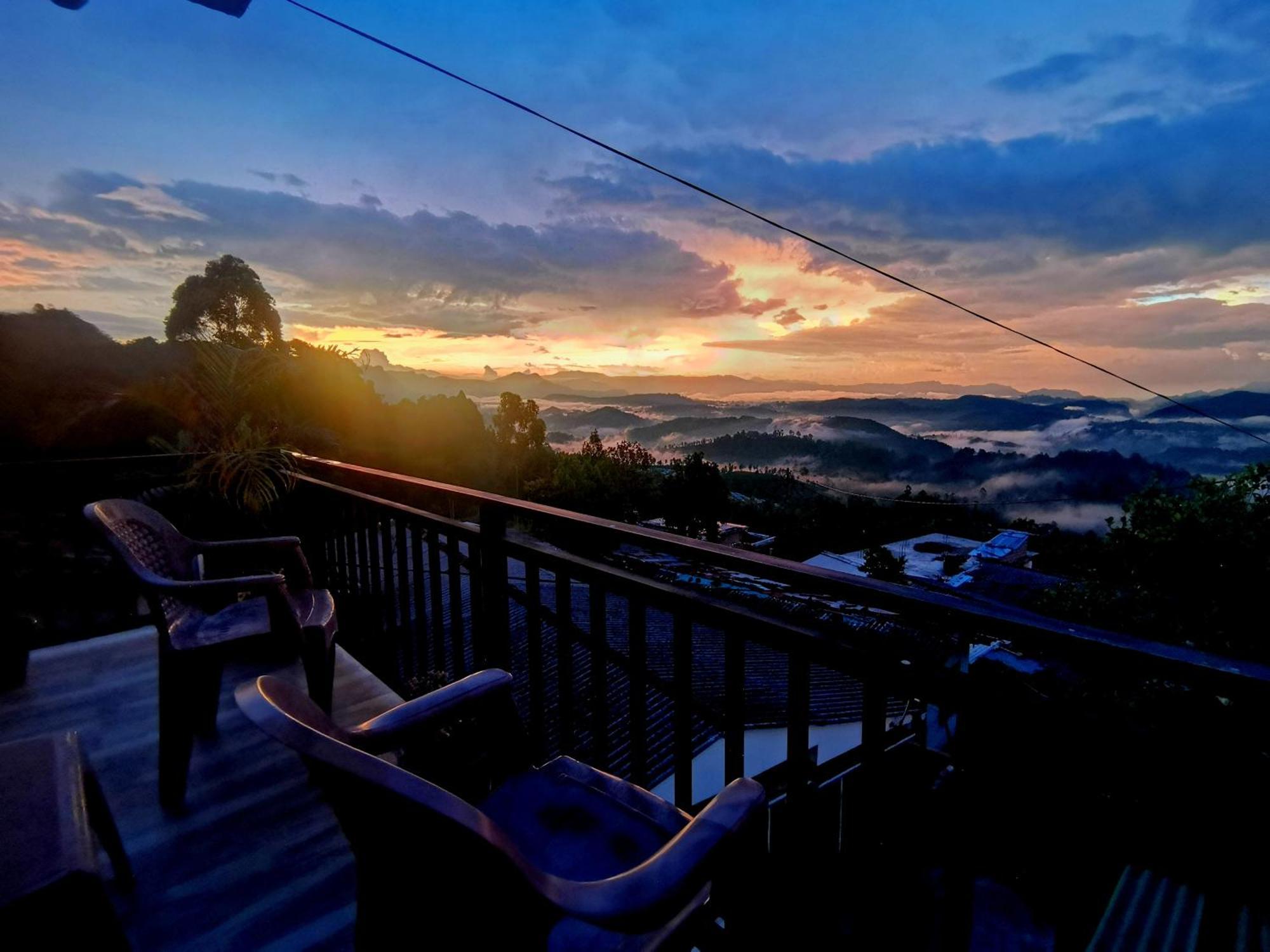 Nilowin Glenanore Guesthouse Haputale Chambre photo